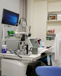 戸塚安行げん眼科診察室1